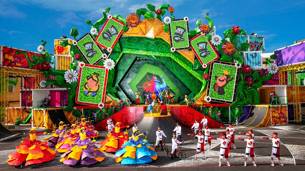 DBDesignBob's tweet photo. Immersive Alice in Wonderland Show Debuts at Disneyland Paris  https://t.co/hjkby9Skrd via @DisneyParks https://t.co/XW6zRSewVZ