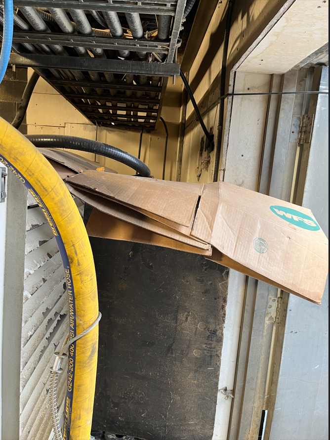 wtwh_paulheney's tweet image. Compressed air fail: Poor man’s ducting — pneumatictips.com/compressed-air… @FluidPowerWorld @FPW_MaryGannon @WTWH_Rachael @wtwh_ryan #maintenance #engineeringfail #maintenancefail