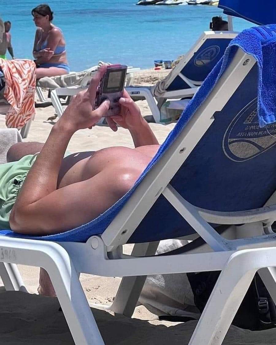 The Retro Room 🎮🕹🎬🎥 tweet media