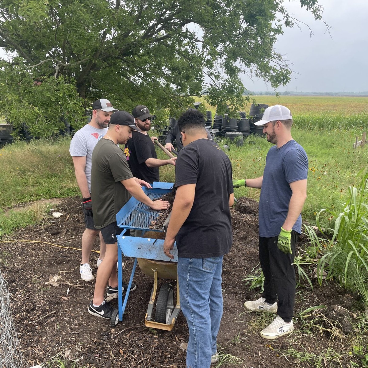 ForcepointSec's tweet photo. Shoutout to our Inside Sales Team who made a #ForcepointImpact last week volunteering at @TreeFolks. Thank you all for taking the time to invest in your community. Learn more about the cause here: https://t.co/ujRg0bVE6o
#WeAreForcepoint https://t.co/fyTiIlzQCs