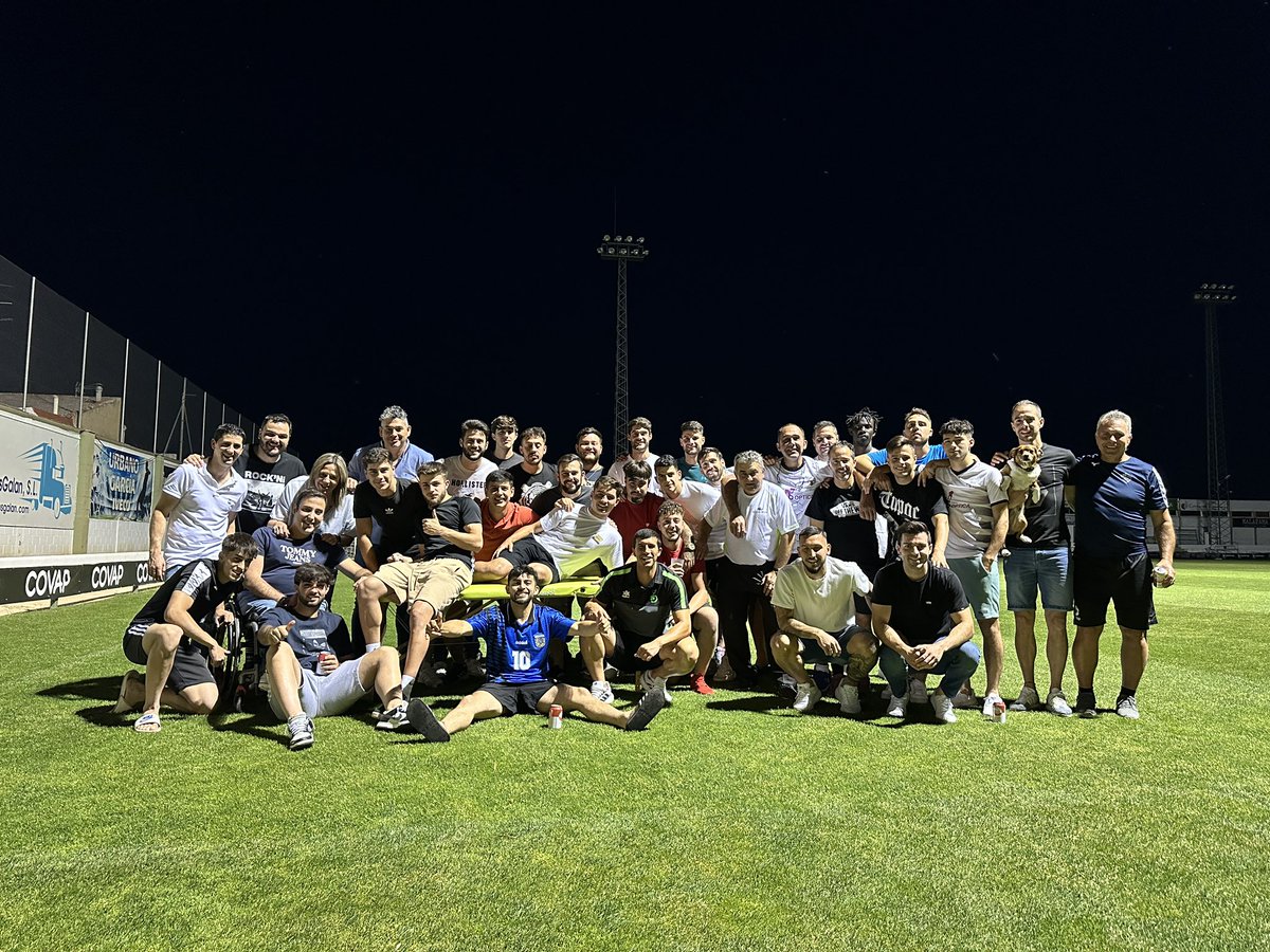 😭 Del primero al último de la foto. 

🤍 Simplemente GRACIAS…