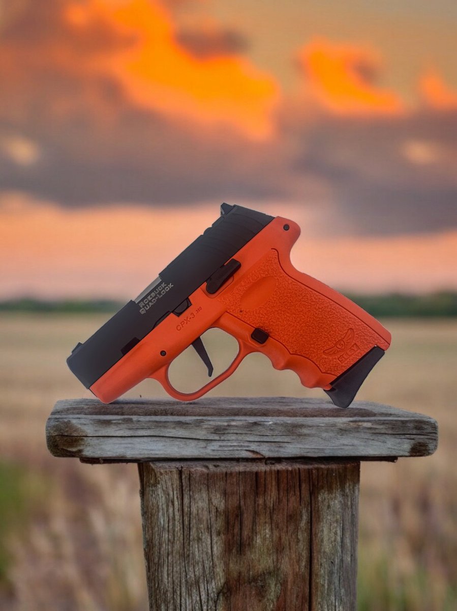 SCCY CPX-3 DAO: The Perfect Blend of Power and Discretion! 📷 Small, easy to conceal, with an eye-catching orange grip and a sleek black slide. #engineeredforeveryday #madeinamerica #concealedcarry #2A #everydaycarry #SCCY #cpx3#DAO#selfdefense#