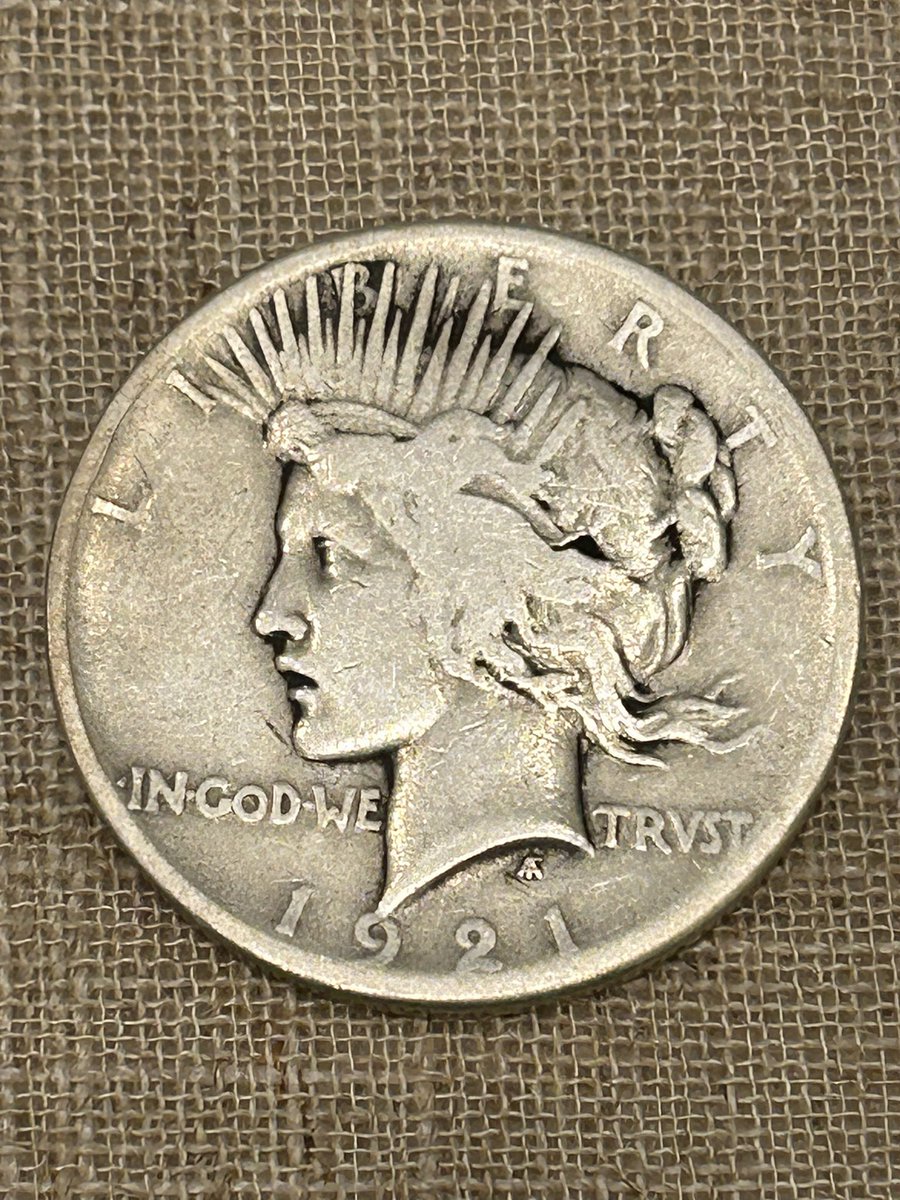 Don’t purchase many raw coins with #numismatics value. But came across this one at auction & picked it up at a reasonable price. Even if it’s cleaned should be a good buy. 1921 Peace-High Relief. #coincollecting #preciousmetals #silver