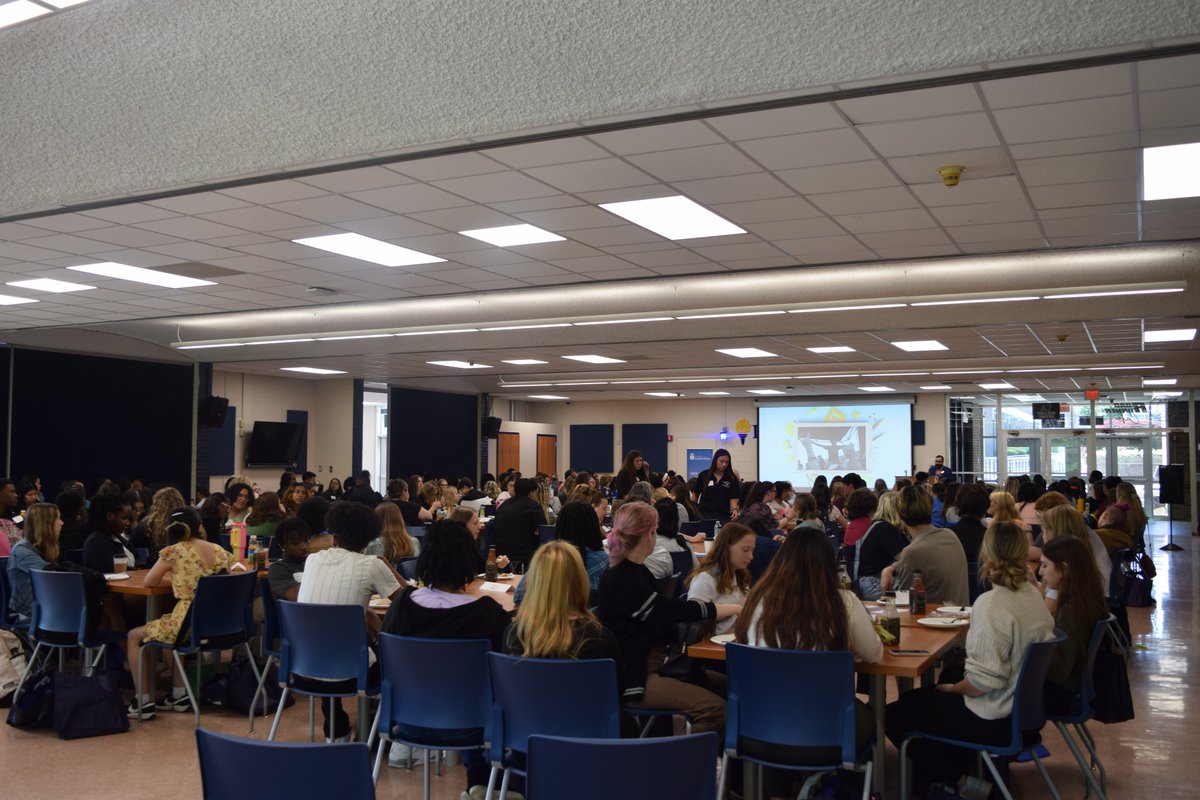 Center for Future Educators tweet media