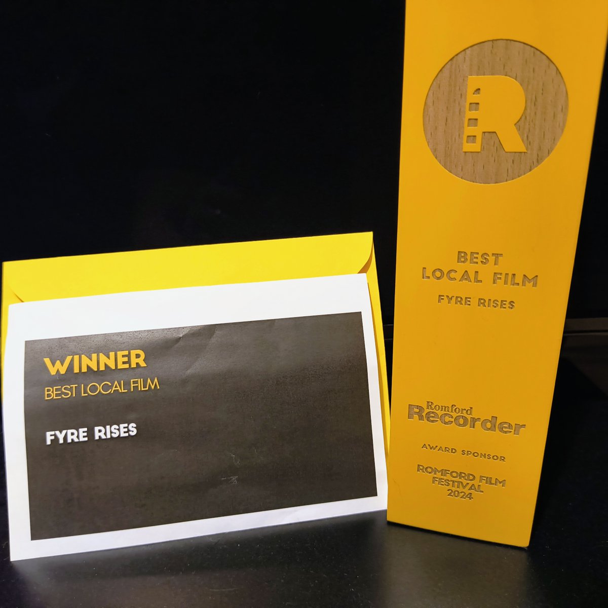 Fyre Rises tweet media