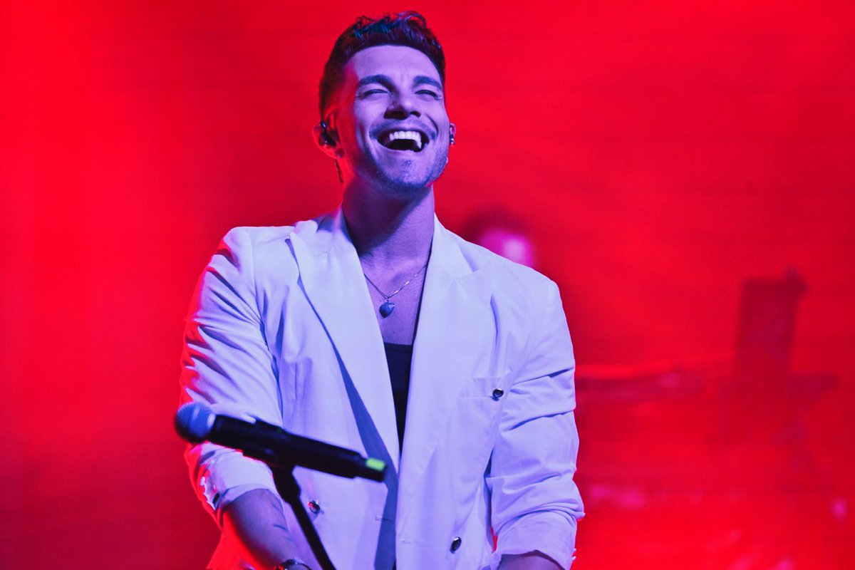 Marco Carta tweet media