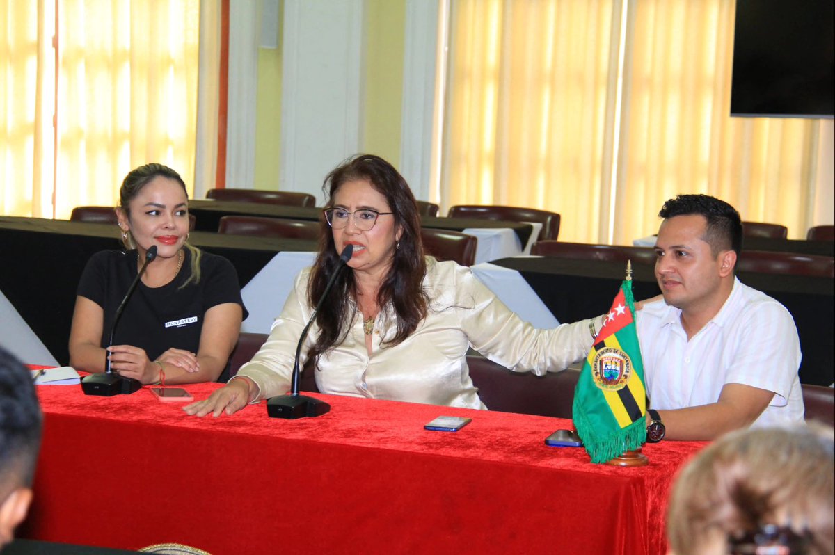 Con el objetivo de escuchar peticiones sobre las necesidades de la comunidad de los corregimientos 1 y 2 de Bucaramanga, se reunieron las secretarias de Desarrollo Social y Agricultura con los representantes de estos corregimientos.