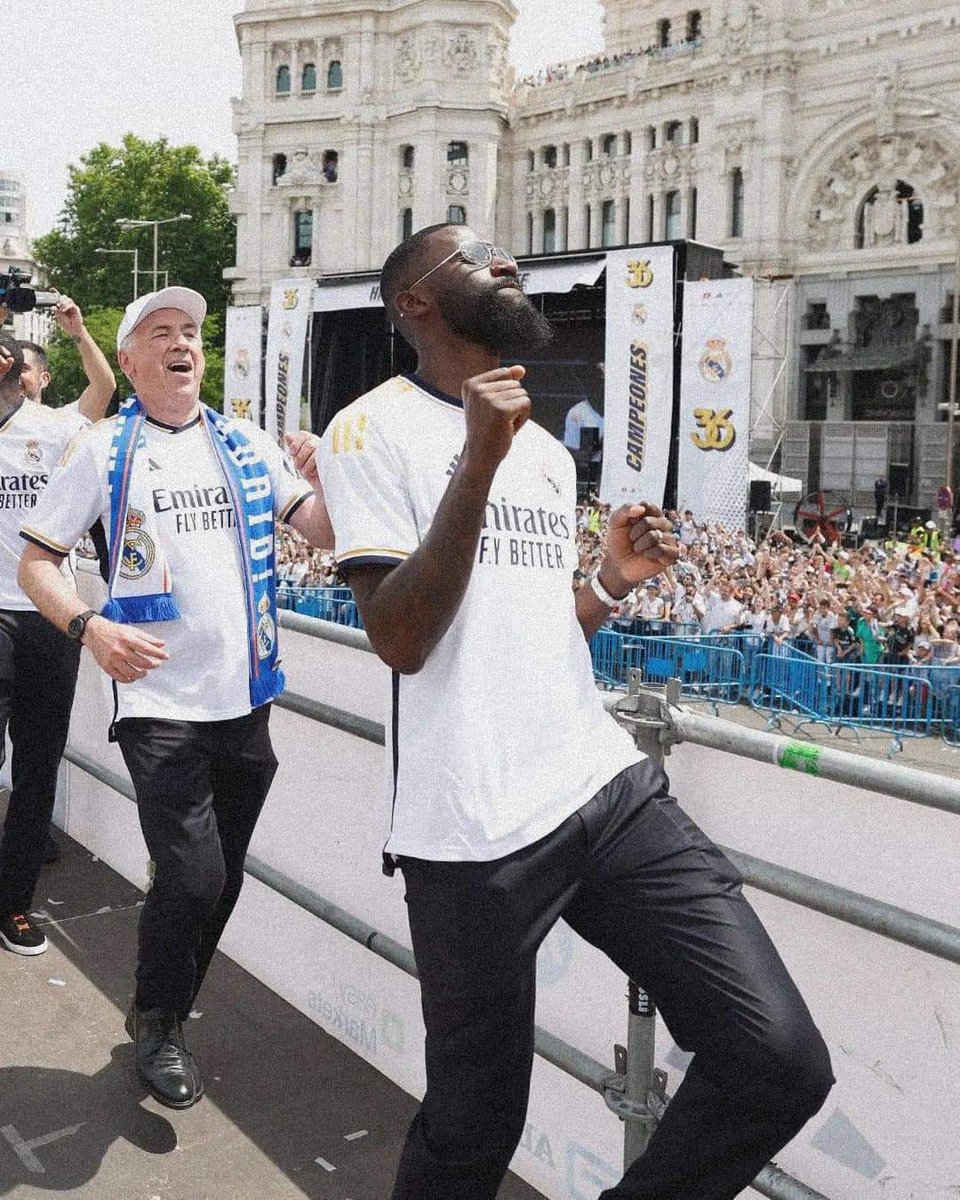 @MadridXtra @TimesSport grandpa enjoying with his grandkids