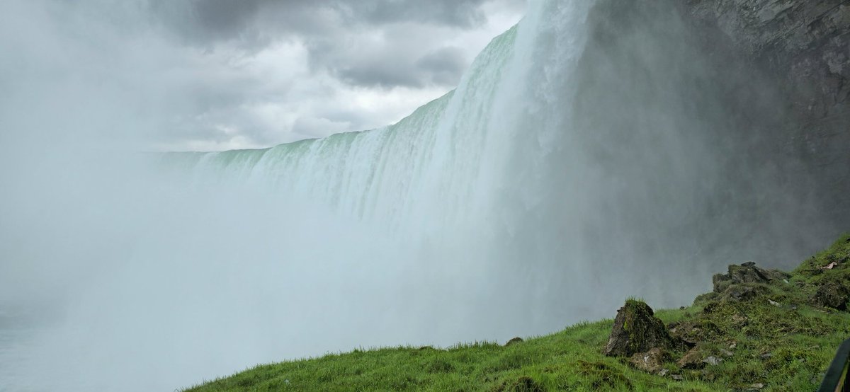 A visit to #NiagaraFalls is an iconic must see from #Toronto