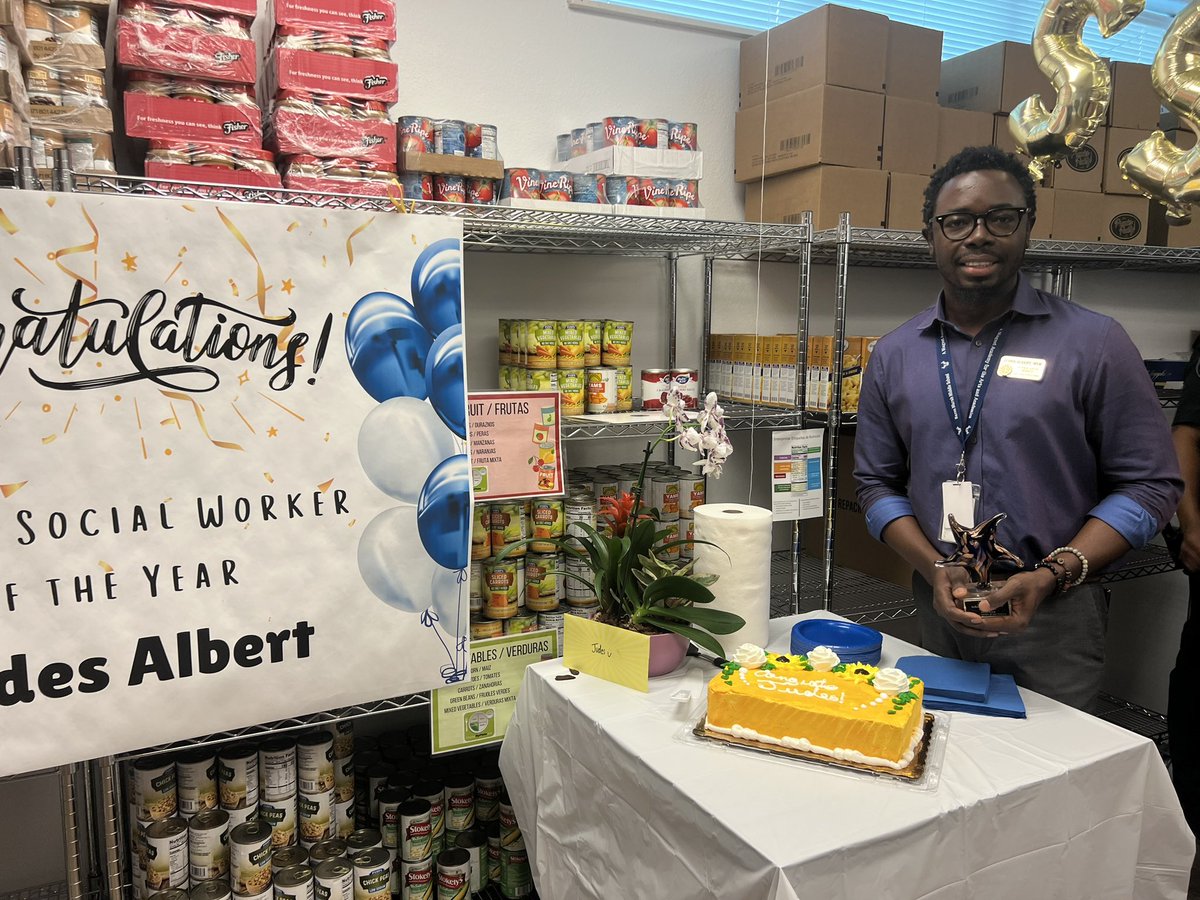 HarnsMarshMS's tweet photo. ๐ Help us give a HUGE congratulations to the 2024 @LeeSchools School Social Worker of the Year, Mr. Judes Albert! Mr. Albert works tirelessly to support our students and staff with all of their needs - there is truly no other person who deserves this more! ๐๐ฝ #OTOF #HMMS https://t.co/aiDU798xT9