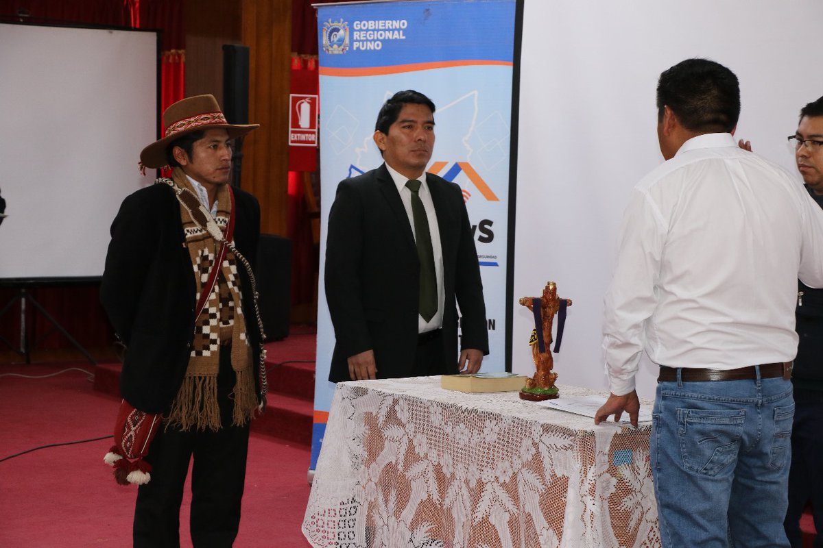 DEVIDAPERU's tweet photo. #Puno | A fin de fortalecer la lucha contra la inseguridad, en sesión ordinaria realizada en la ciudad de Juliaca, #Devida se incorpora en el Comité Regional de Seguridad Ciudadana (Coresec). https://t.co/Huhk5QoSLW