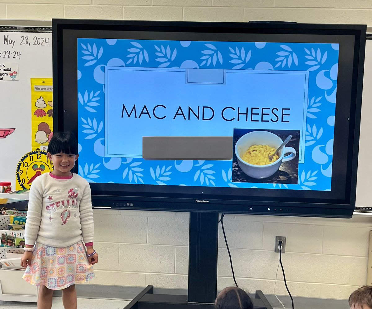 It’s time for one of my FAVORITE end of year activities- 10 Minute Teacher! Ss have 10 minutes to teach the class about a topic of their choice. Today- flag football, gymnastics, and making Mac &amp; Cheese! #LRelem