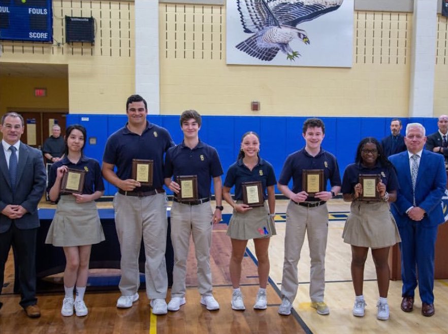 Big past week with a HUGE summer coming up! Honored to have…

- Received the Good Counsel Underclassmen Leadership Award

- Selected as a Summer Workout Attendance Team (SWAT) Captain

- Elected for a SECOND TERM as Student Body Co-President

@gcfootball @GCStrength1