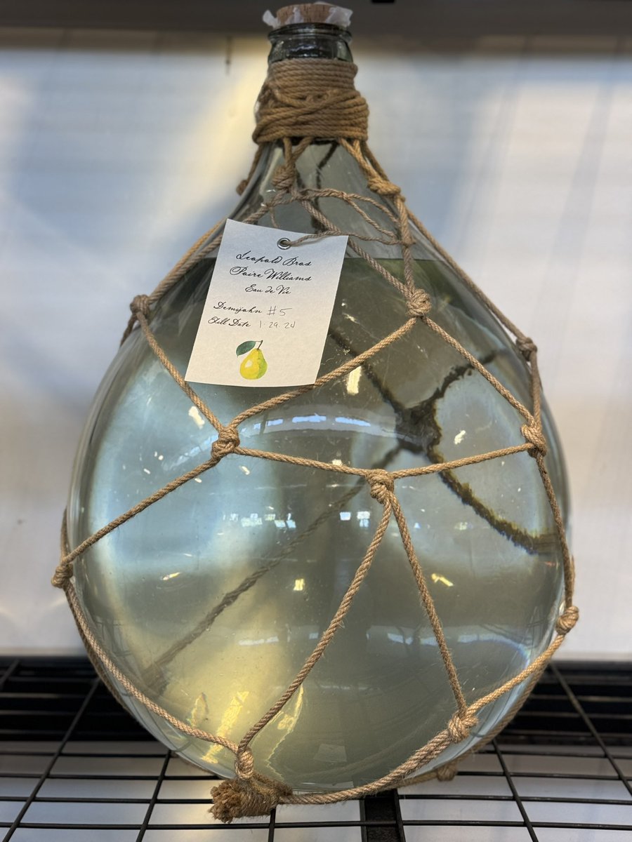 Just had a sneaky taste of the Pear Eau de Vie distilled by <a href="/LeopoldBros/">Leopold Bros.</a> and it is gloriously delicious <a href="/DavidWondrich/">David Wondrich</a> 
For a moment i wondered how fast a could run with one of those filled demijohns.
