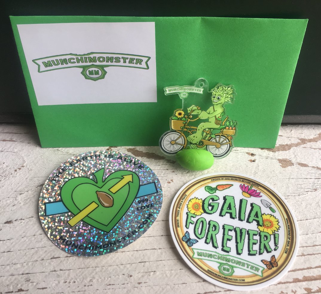 munchimonster's tweet photo. Beep-Beep! Munchimonster Victory Roll! #munchimonster #avatarsofgaia #funniestvideo #kidsbooks #kidlit #organic #PTSDWarrior #garden #positivenews #PositiveWords #etsygifts #camping #PeaceForAll #movies_here #heartheartart #parenting #teacher5oclockclub #ComicZone #etsyusa #toys https://t.co/Pl4m1LjC5l