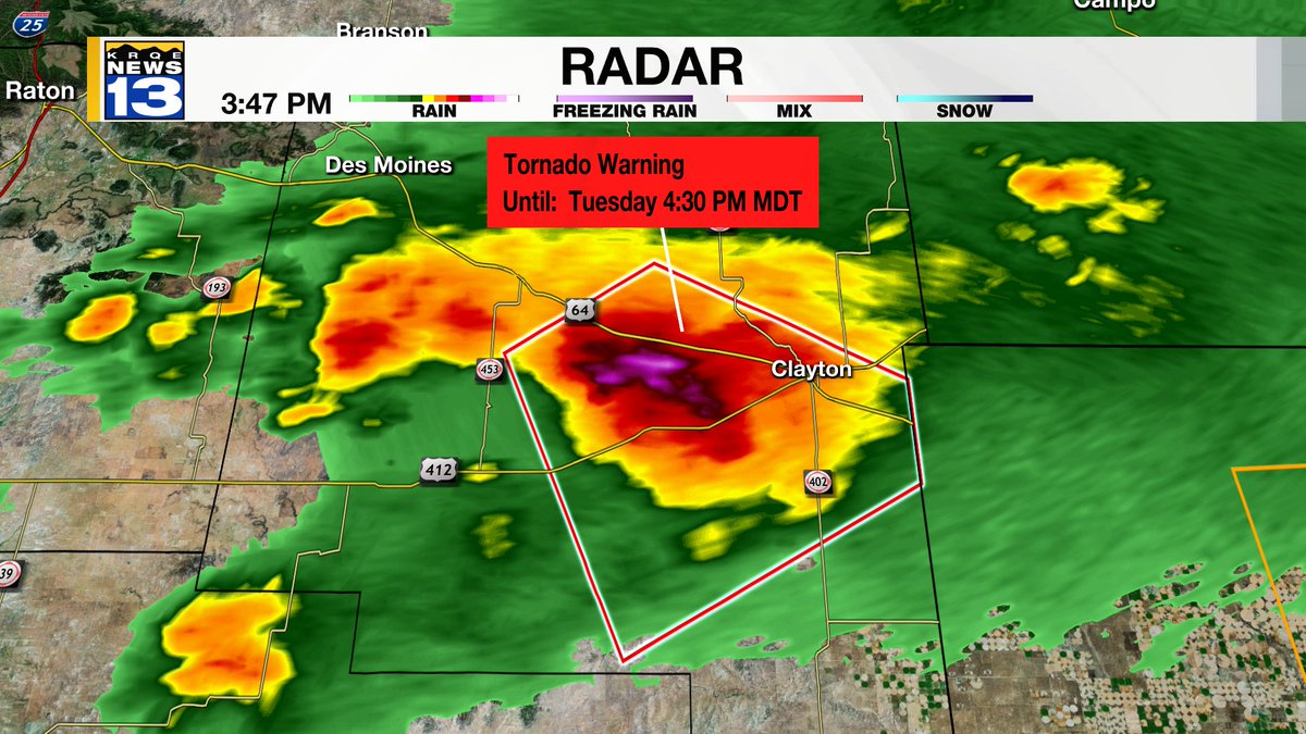 ⚠️ Tornado Warning continues in Union County until 4:30 PM Tuesday. This storm continues to be capable of a tornado. The area of rotation is southwest of Clayton. This storm is moving to the southeast. #NMwx