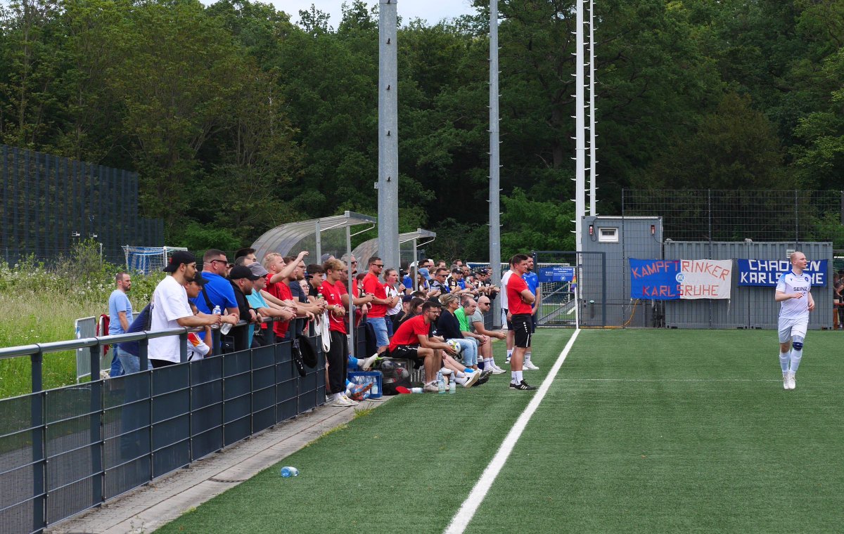 ballreiter's tweet image. Der ruhmreiche Deutsche Meister von 1910 wird auch 24/25 in der B-Klasse spielen…

⚽️ Match 45 23/24: KSC II vs Karlsruher FV 3:1
🏟 Kunstrasenplatz Wildparkstadion, Karlsruhe
🔗 ballreiter.futbol/23-24/kreiskla…
🏷 #ksc #kfv #kreisklasse #karlsruhe #sportplatzzeit #ballreiterAtTheGames