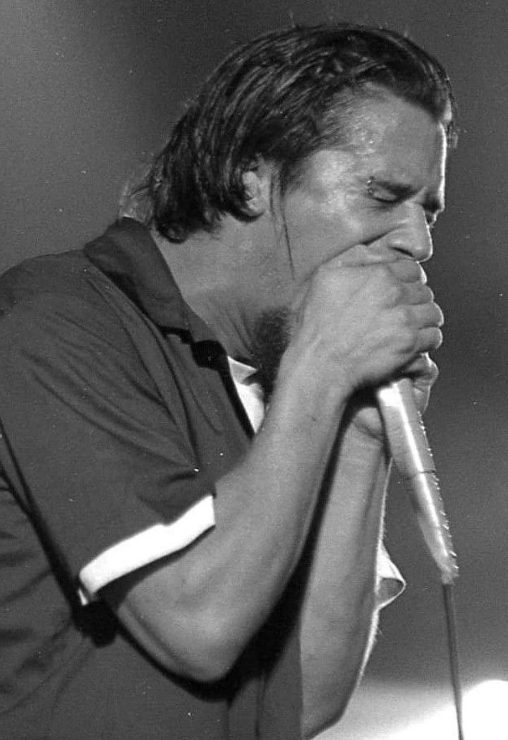 A visualization of how my first day back to the office went after the long weekend…🙄🙃

Mike Patton - 1992

Photographer unknown - credit to the photographer 

#MikePatton
#FaithNoMore
#ADEraMike
#GasStationMike