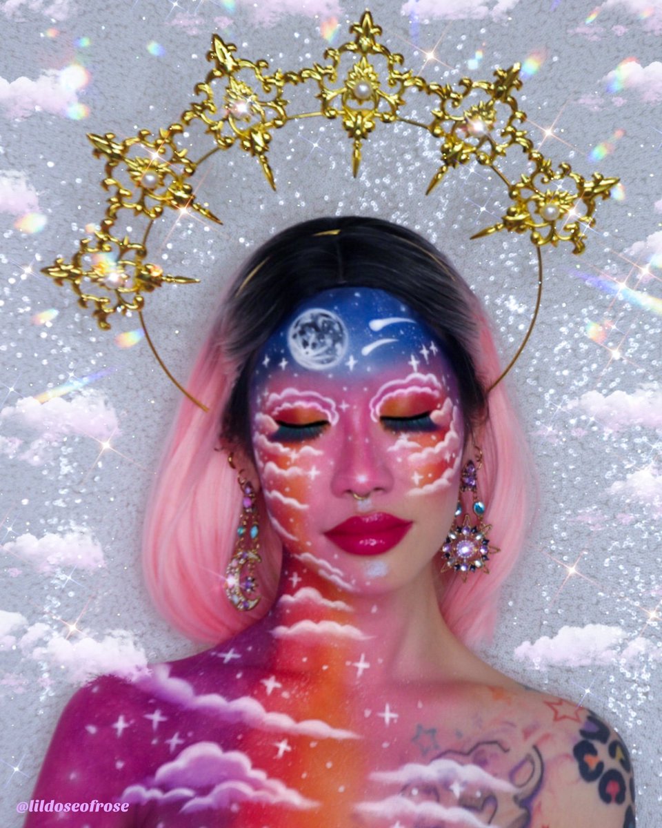 LilDoseOfRose1's tweet image. 🌌 PINK SKIES 🌌
Was inspired by the @thisislany song PINK SKIES 💖🌌 it's been living in my mind rent-free so I just wanted to paint a bunch of clouds &amp;amp; the moon on my skin bcuz...why not? 🥺☁️🌙
IB: @lenaaleew &amp;amp; @ludmilamua
~
#pinkskies #pinkclouds #pinkskymakeup #cloudsmakeup
