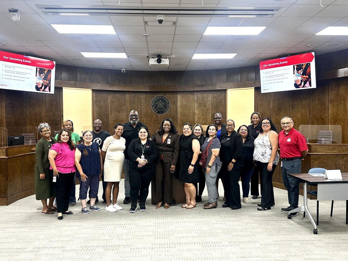 I began my day and week with the final meeting of this school year with my amazing Superintendent’s Parent Advisory! I loved listening to their reflections for the year - lots of kudos to our exceptional teachers, leaders and staff. And I loved hearing their critical feedback