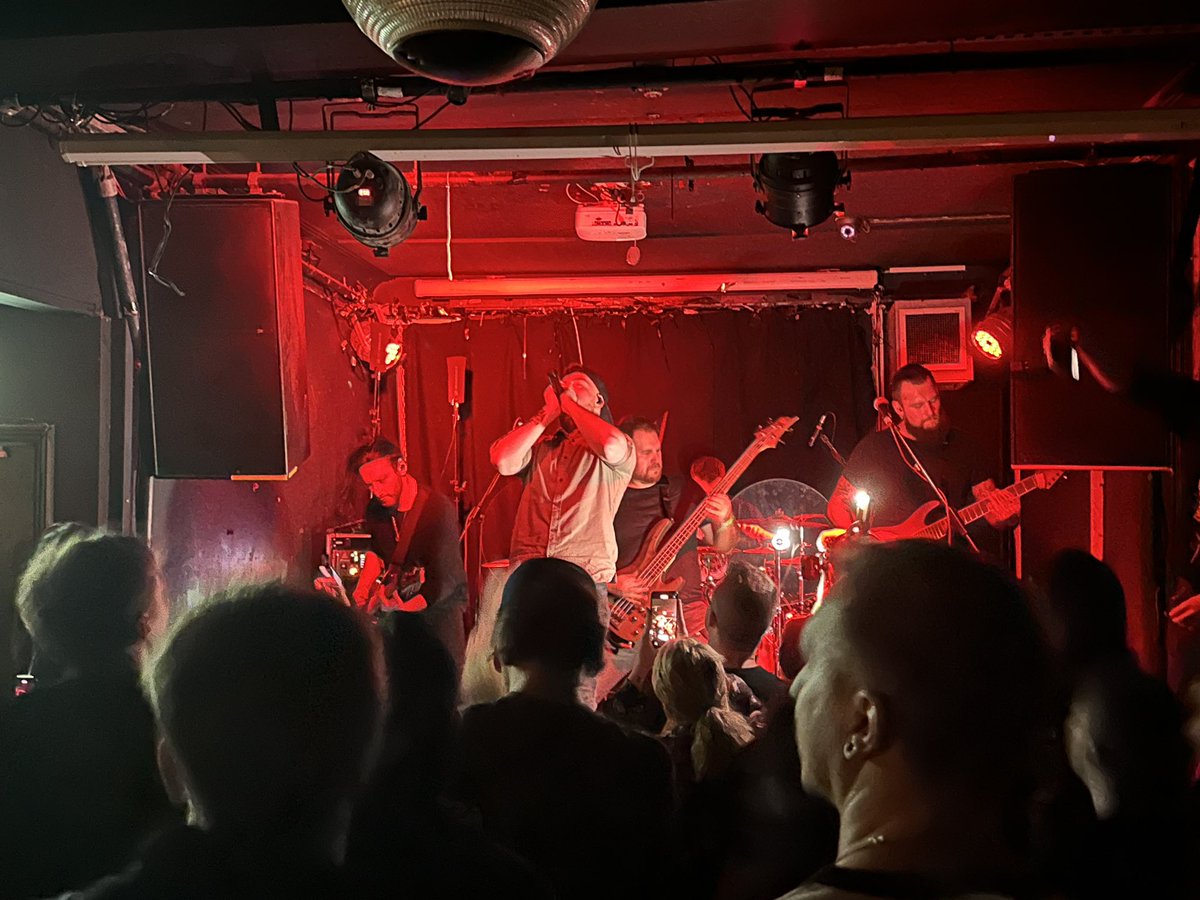 Well, that was very special. @WeAreDefects killed it tonight. Downright emotional at times, chaotic at others, and that ending was so special.