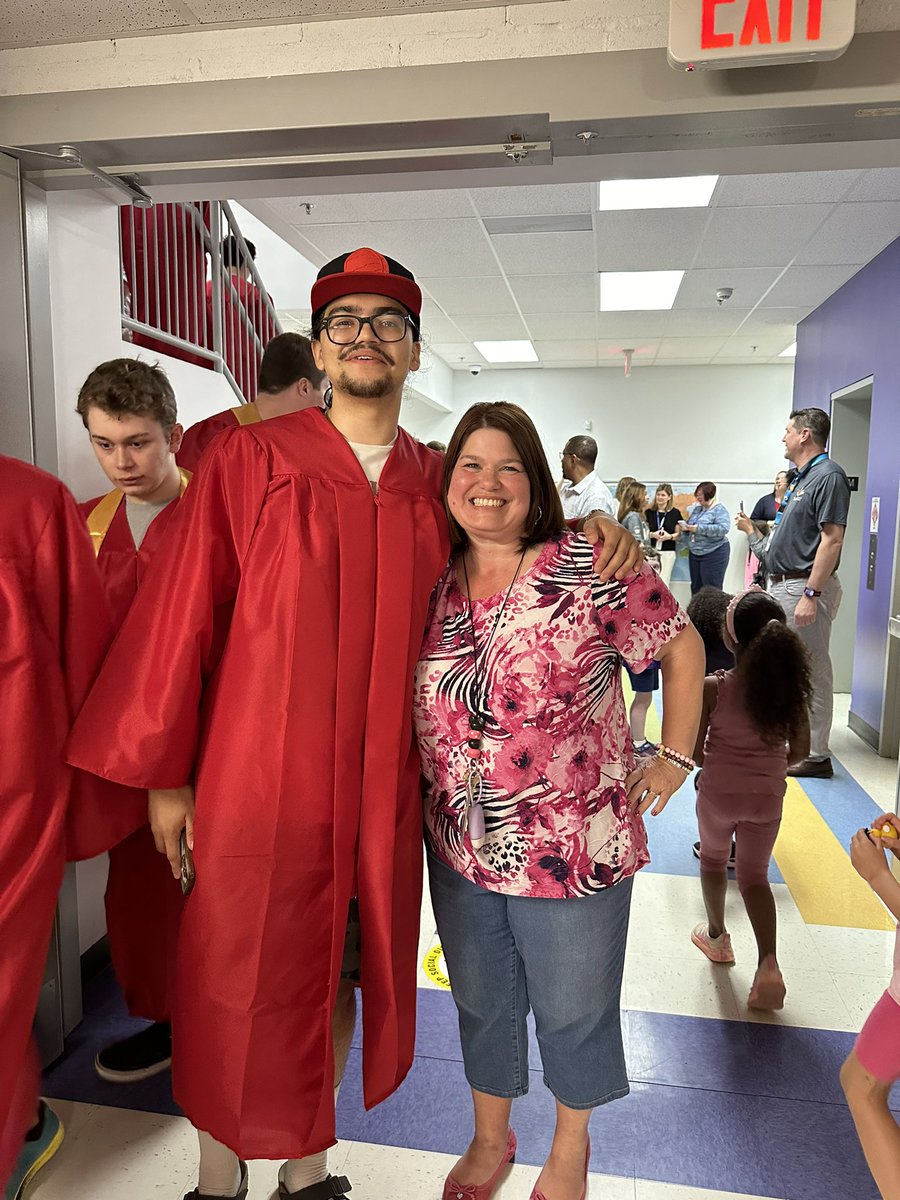 Karen Bevan tweet media