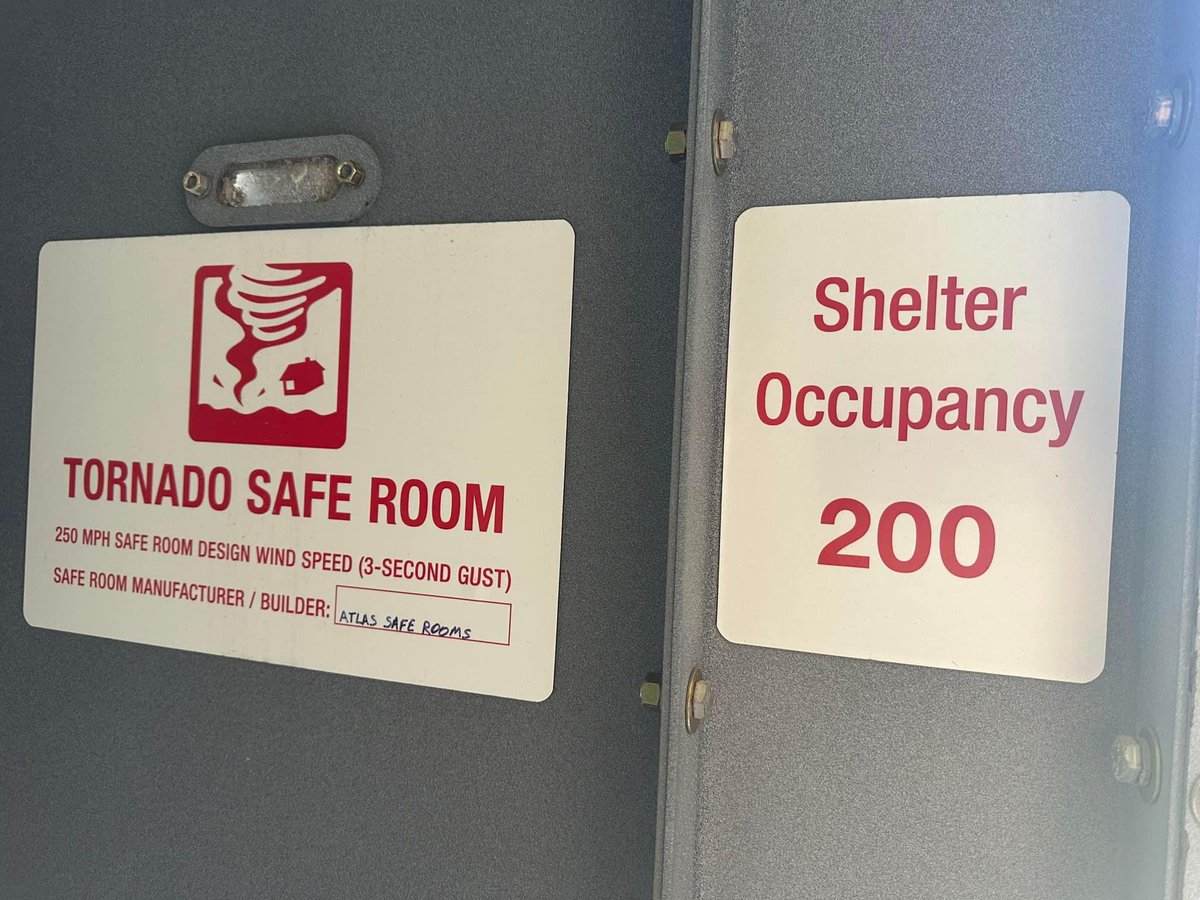 Here’s a look at the tornado shelter where many people weathered the EF-3 tornado last Saturday night at the KOA Campgrounds at Will Rogers Downs just east of Claremore. The Cherokee Nation provided it for people staying there. Photos: Anchor @KarenLarsenKJRH #2NewsOk #OkWx
