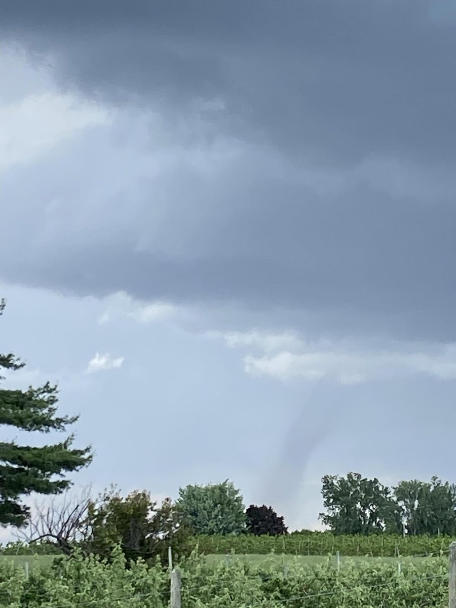 mandms333's tweet photo. @NTP_Reports @IWeatherON @AM800CKLW 
@WE_SEE_ https://t.co/9jCAW40Rj2