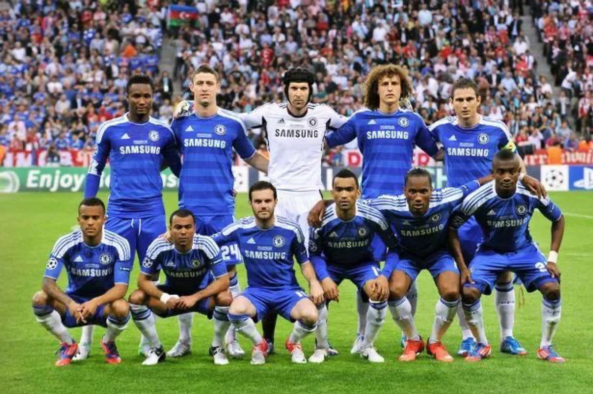 Me recuerdan al Chelsea campeón de UEFA #ChampionsLeague 2012, mientras que en la Premier League fueron 6º lugar ese mismo año.