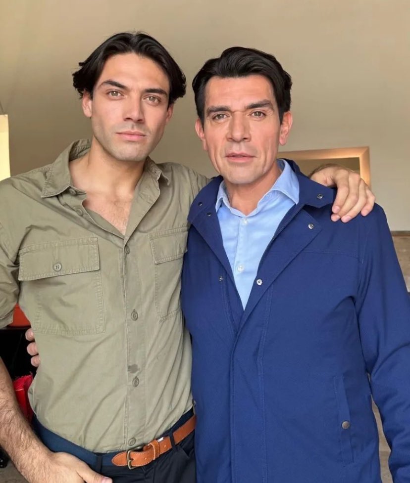 Alexis Ceballos interpretará a Jorge Salinas en su etapa joven en la novela #ElAngeldeAurora 

Y wooooow! Es súper parecido a él en su época de 3 mujeres o Sexo Pudor y Lágrimas