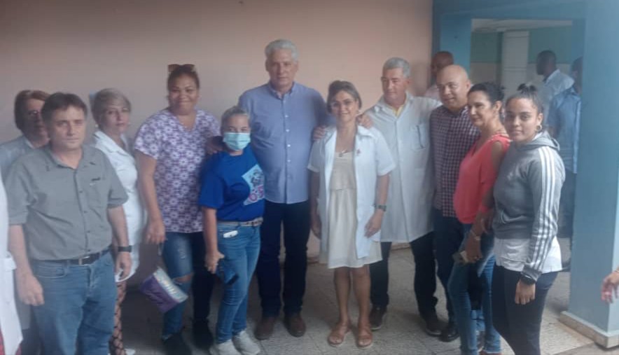 La voluntad y el esfuerzo de los trabajadores del Hospital Territorial de #JagüeyGrande 'Iluminado Rodríguez' han sido decisivos para mantener con vitalidad 24 servicios. Sobre las adversidades y sus soluciones dialogamos con su colectivo. #UnidosXCuba