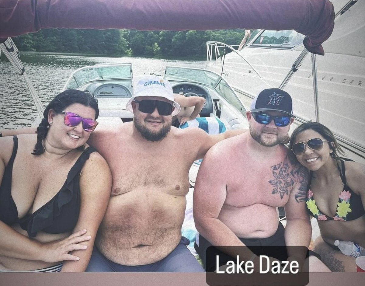 jarrprice's tweet photo. Kicked off summer right! #lakecumberland #lc365 https://t.co/dyh1aABcVz