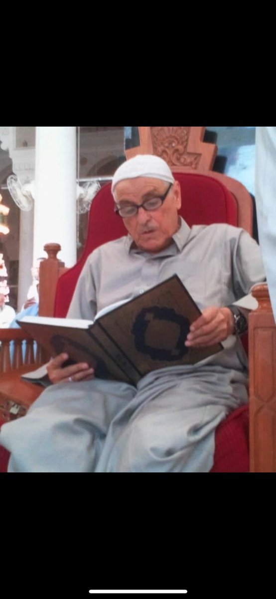 İnnâ lillâhi ve innâ ileyhi raciun 

Dedem Şeyh Halit Aslıhan vefat etmiştir.

Bu dünyadan bir Şeh Halid Aslıhan geçti…

Cenazesi bu gün  saat ⏰ 11de İmambakır Aile mezarlığına defnedilecektir.

Cenab-ı Allah mekanını cennet etsin.
