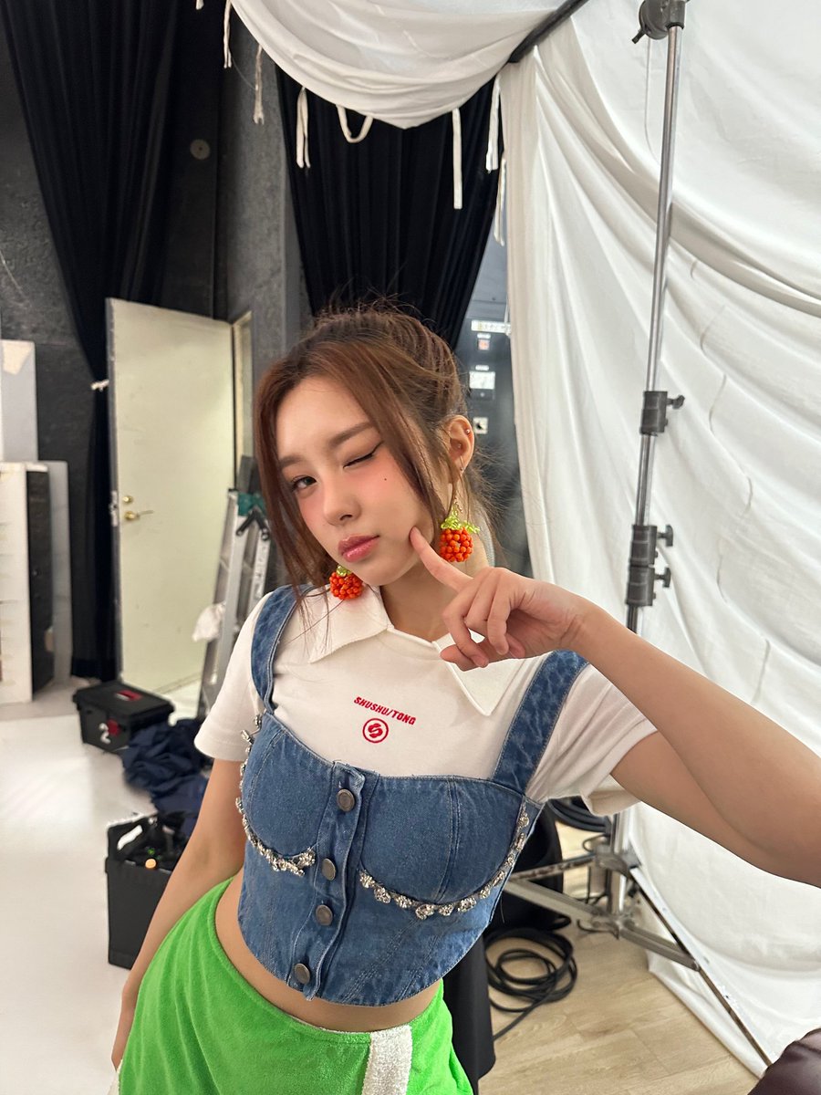 official_kep1er's tweet image. Zipper!🍊

#김다연 #DAYEON
#Kep1er #케플러 @zipperjp