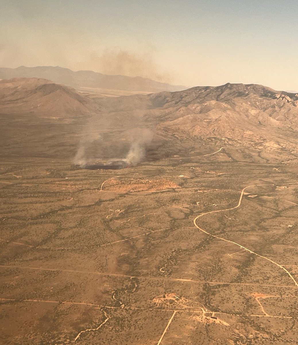 azstateforestry's tweet image. #BearFire, forward progress stopped. 131 ac. 

Per Cochise County Sheriff's Office SET notices remain in effect. 
***All pre-evacuation or evacuation updates will come from CCSO***

Air &amp;amp; ground resources made good progress on the fire today. Hand crews continue to work on