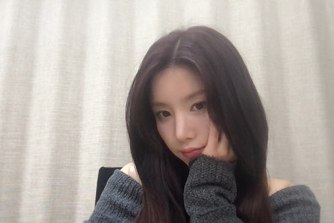 권은비 (KWON EUNBI) tweet media