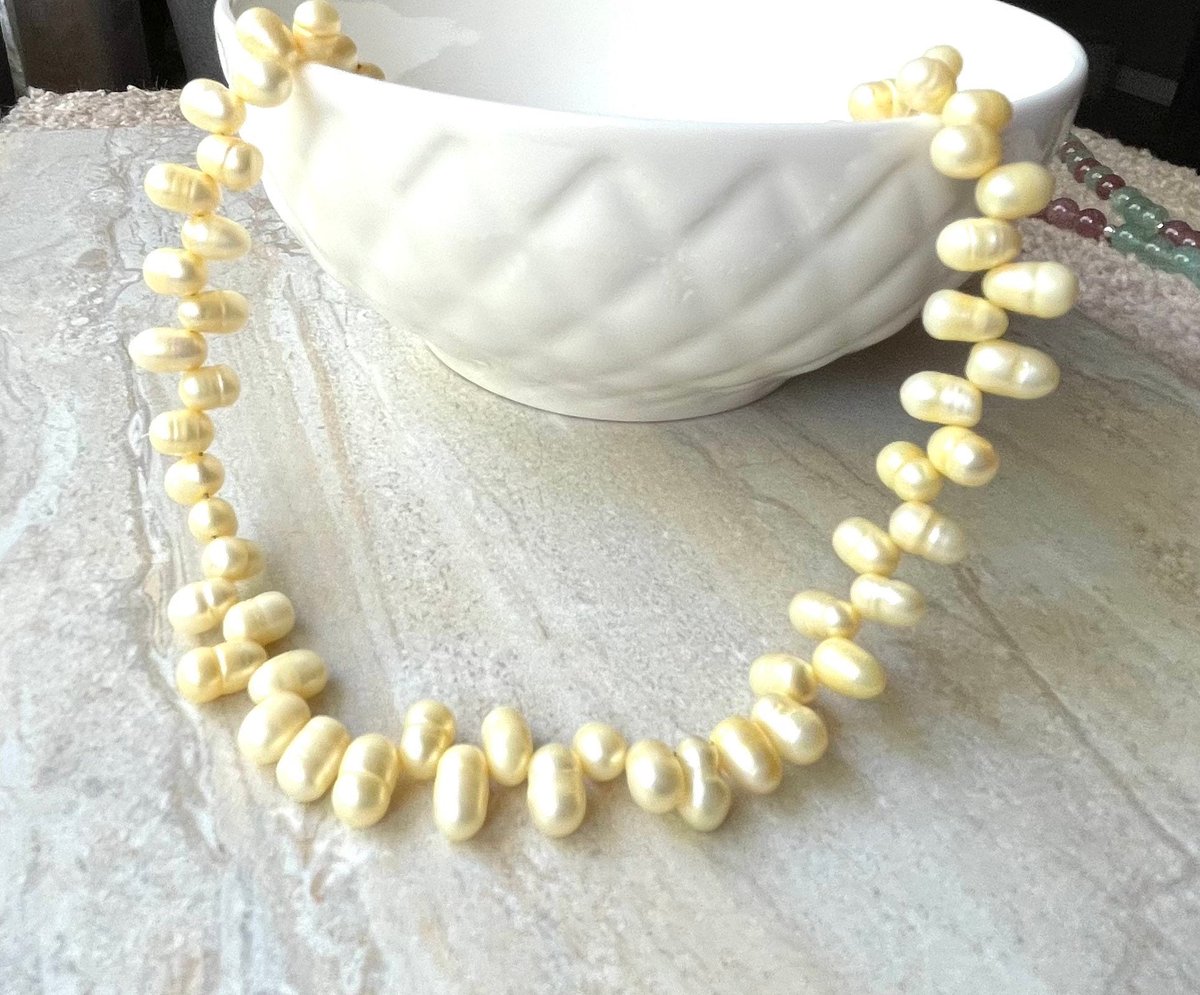 Pastel Yellow Freshwater Pearl Necklace, Ocean Inspired Pearl Necklace with Lobster Claw Clasp Wedding Jewelry tuppu.net/94a29429 #Handcrafted #Jewelry trends #JemsbyJBandCompany