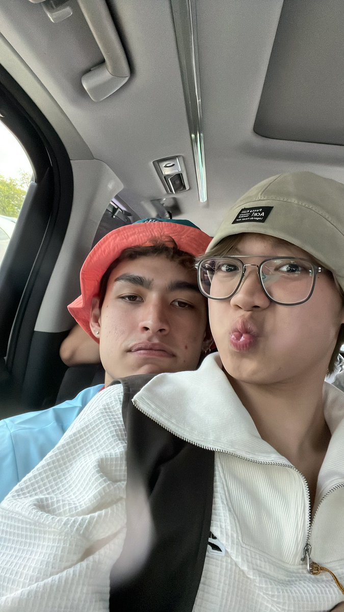 สัตว์ตัวที่ 1!!!!!!! 
@JaktrinP