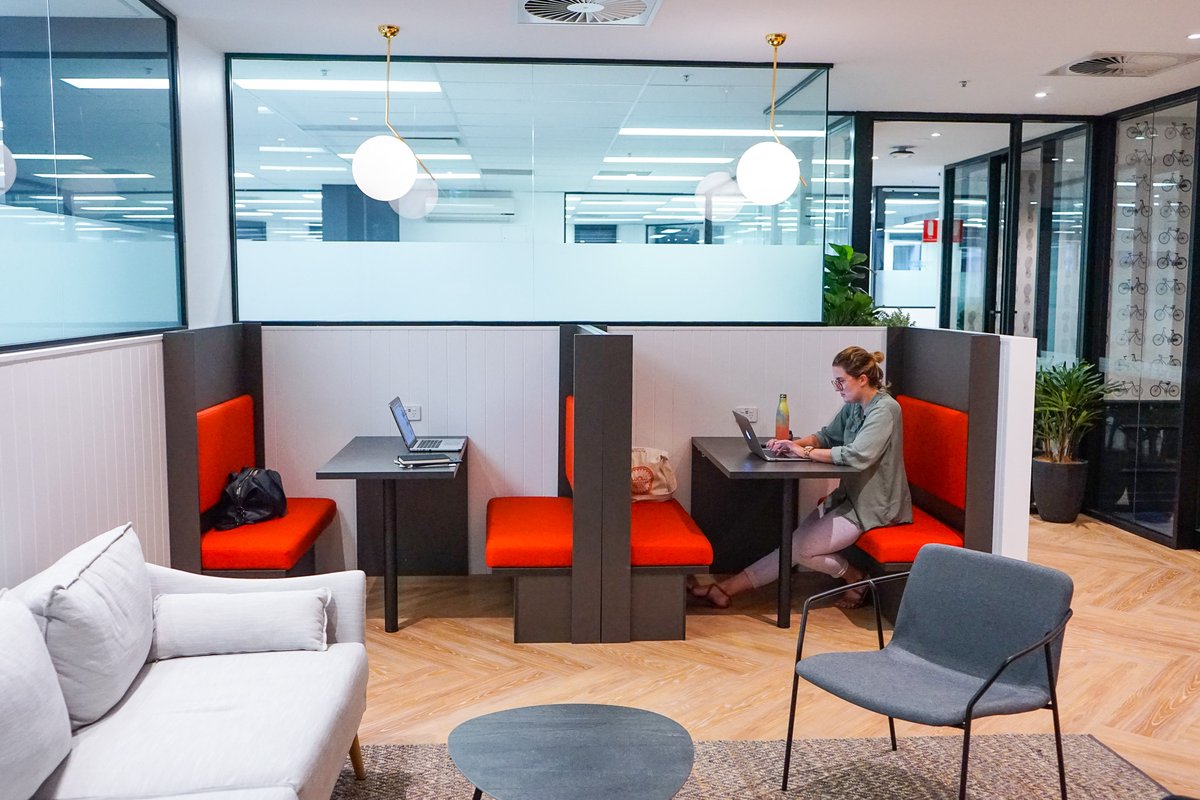 christiespaces's tweet photo. Need a spot to work from in the city? Find out if hot desking is the right option for you by trying it out for the day at Christie Spaces 📅

#ChristieSpaces #DayPass #HotDeskforaDay #HotDeskDayPass #SydneyHotDesk #BrisbaneHotDesk #MelbourneHotDesk #CoworkingSpace https://t.co/gSiMDwM0HD