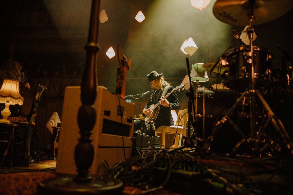 Angus & Julia Stone tweet media