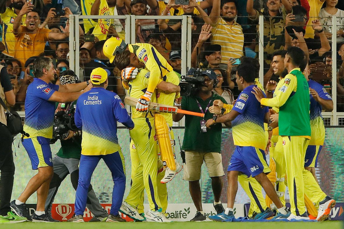 #OnThisDay last year, Chennai Super Kings won their fifth IPL title after a thrilling last-ball win over Gujarat Titans Scorecard: cricbuzz.com/live-cricket-s… #IPL #IPL2023 #CSK #GTvCSK