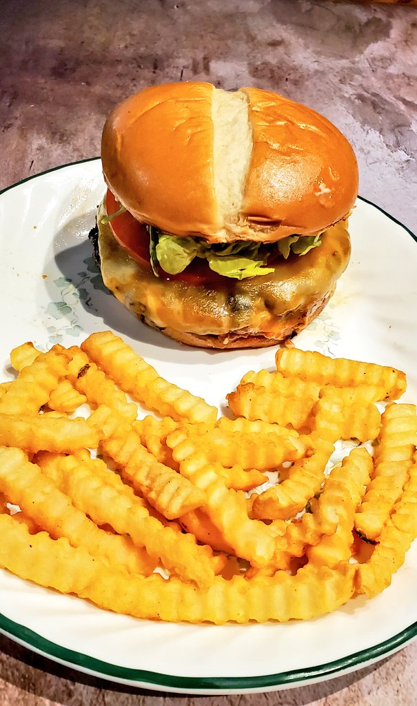 My 1/2 lb All American Burger 👊😋👍#Foodie #yummy #burgers #HomeChef