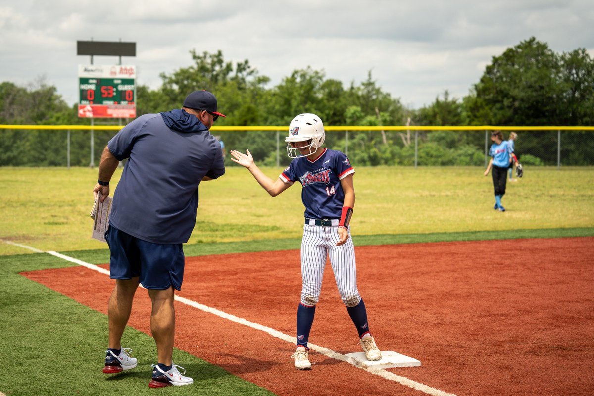We're allllll smiles because the 4th Annual Road to the Show is only a 𝙁𝙀𝙒 𝘿𝘼𝙔𝙎 𝘼𝙒𝘼𝙔𝙔𝙔!!! 😆🥎

Comment below if we will be seeing you in OKC ⬇️

#PlayUSSSA