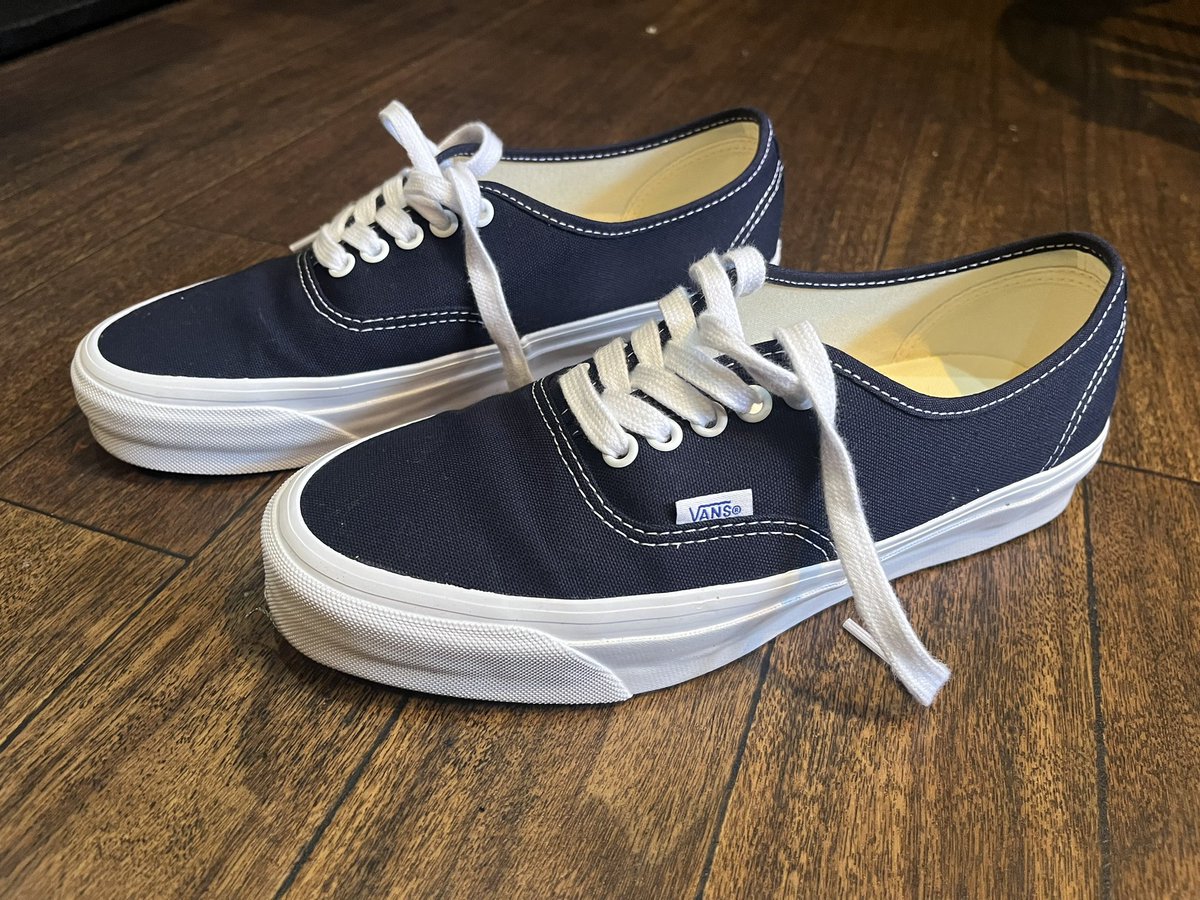 MaoHiroto's tweet photo. 昨日の雨 参りました😅
今日は、風が強いですが晴れですね☀️
今日も頑張ります🇹🇭
#VANS
#LEVELBEER https://t.co/W3RptJpw4j