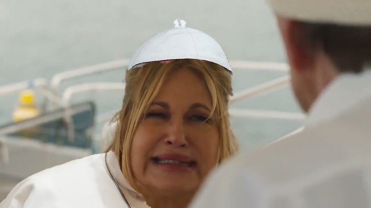 “These frociaggine, they’re trying to murder me”