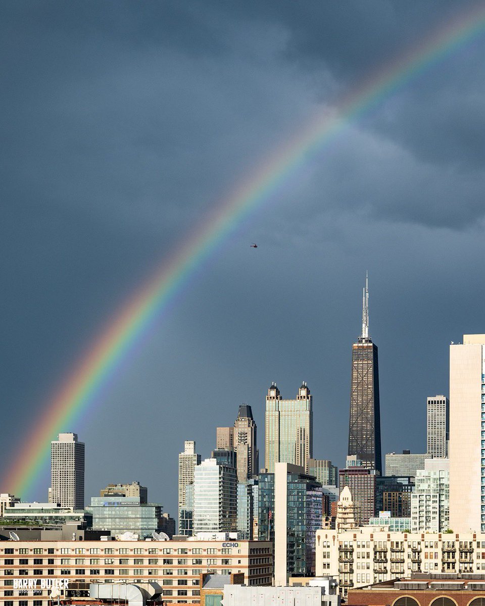 This evening's rainbow over Chicago's Gold Coast.  #weather #news #ilwx #chicago