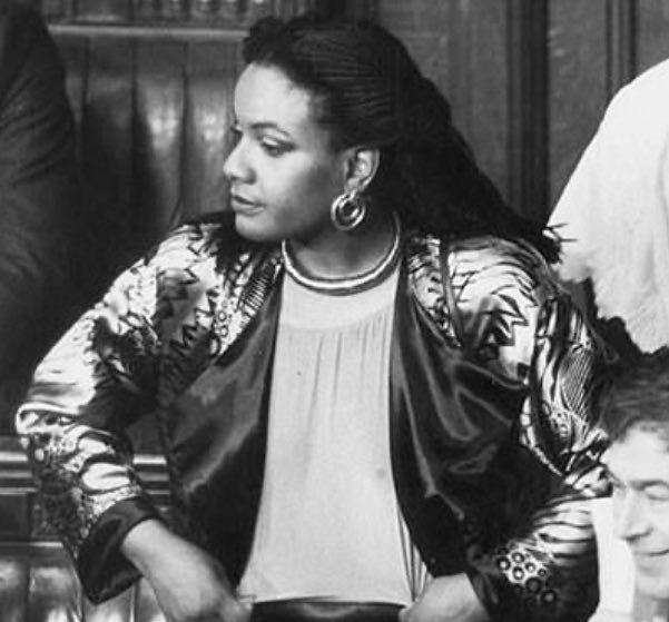 LouiseRawAuthor's tweet photo. Seems Starmer knew the press had the story about @HackneyAbbott, so hastily restored the whip purely for the optics.
But behind the scenes she’s being told she’s finished in the party and pressured to ‘fall on her sword’.
Our first female Black MP.
Sickening disrespect. https://t.co/bCJVUzWVNK