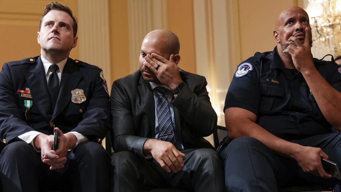 BREAKING: The Biden campaign has hired three January 6th capitol police officers to help them campaign in swing states Harry Dune just lost his congressional race in the Democrat primary, if he couldn't convince democrats, what makes them think he'll convince normal people?