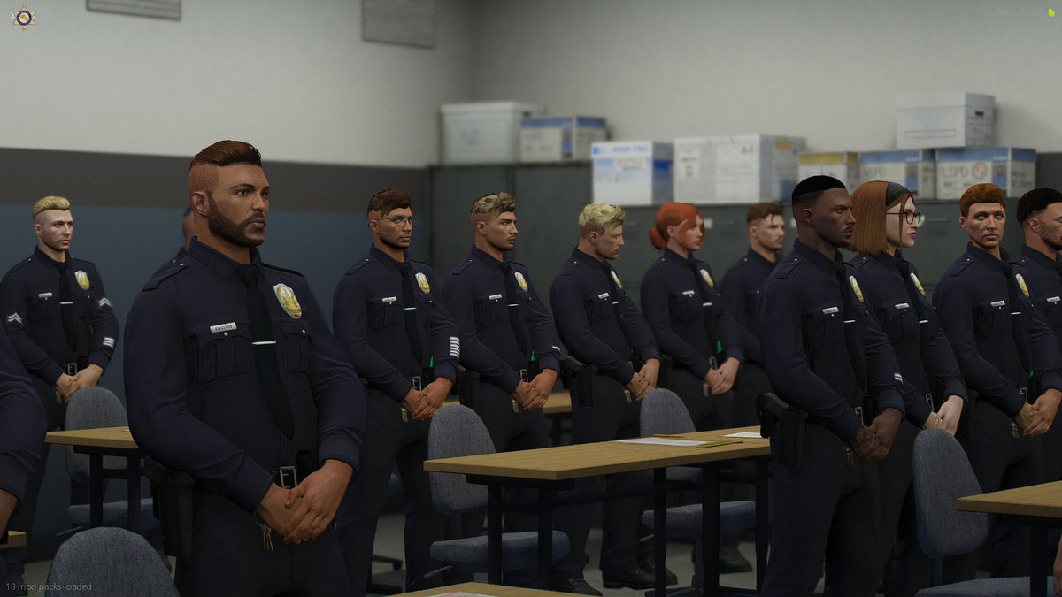 Buenos días Los Santos, nuestros agentes de ambos Departamentos se encuentran en un briefing general para empezar con el cambio de turno tanto en la ciudad como el condado para protegerlo a usted y a los suyos.

Recuerde llamar al 911 en caso de emergencia! 🚔

#LSSD #LSPD 🇺🇸