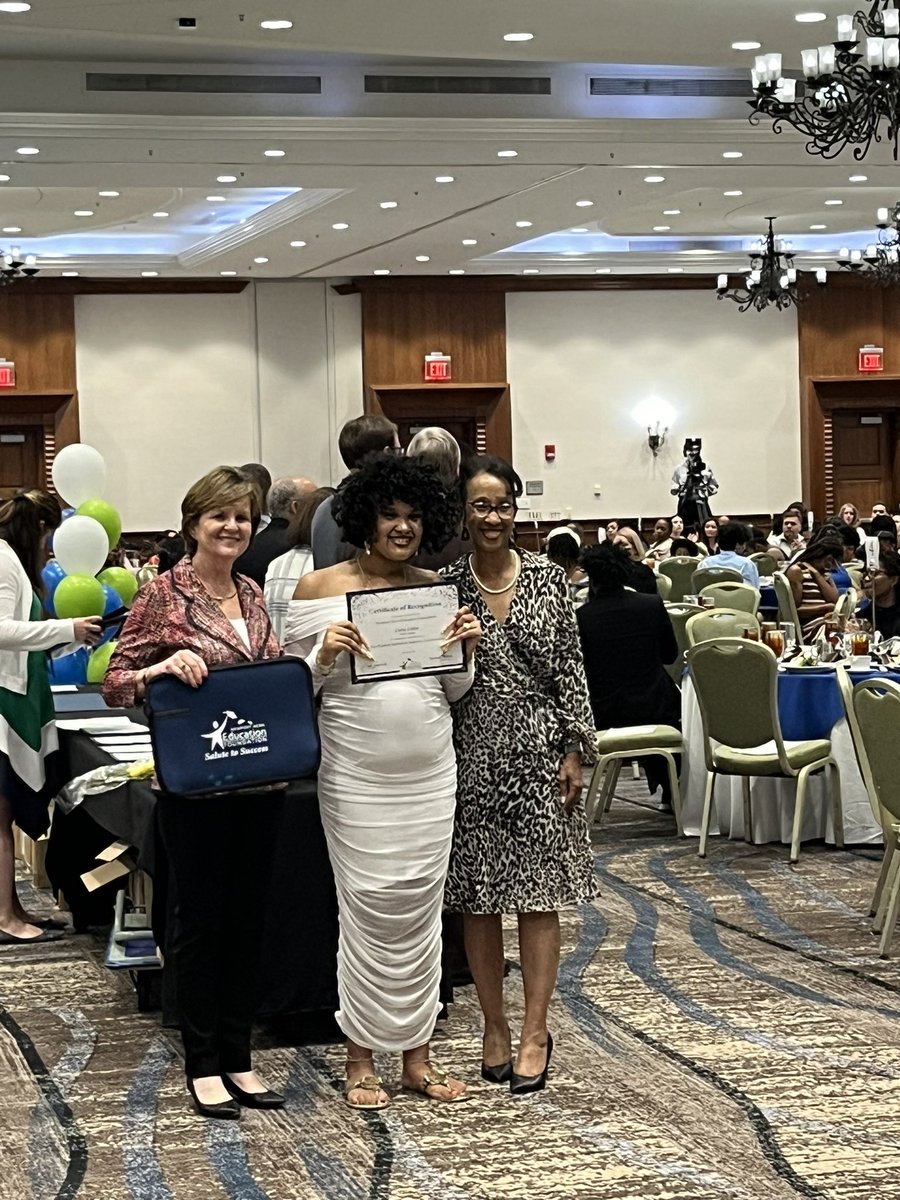Chris Smith (@chrisssmith10) on Twitter photo A great evening recognizing our Salute to Success Students <a href="/PointOptionNNPS/">Point Option & the VLA</a>. #NNPSProud A great evening recognizing our Salute to Success Students <a href="/PointOptionNNPS/">Point Option & the VLA</a>. #NNPSProud